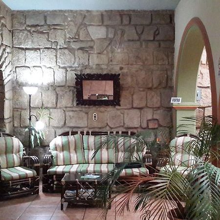 Hostal Casa Dona Mercedes كويتزالتنانغو المظهر الخارجي الصورة