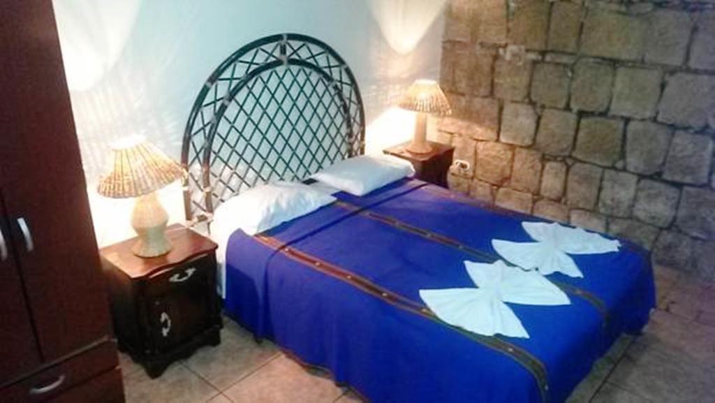Hostal Casa Dona Mercedes كويتزالتنانغو الغرفة الصورة